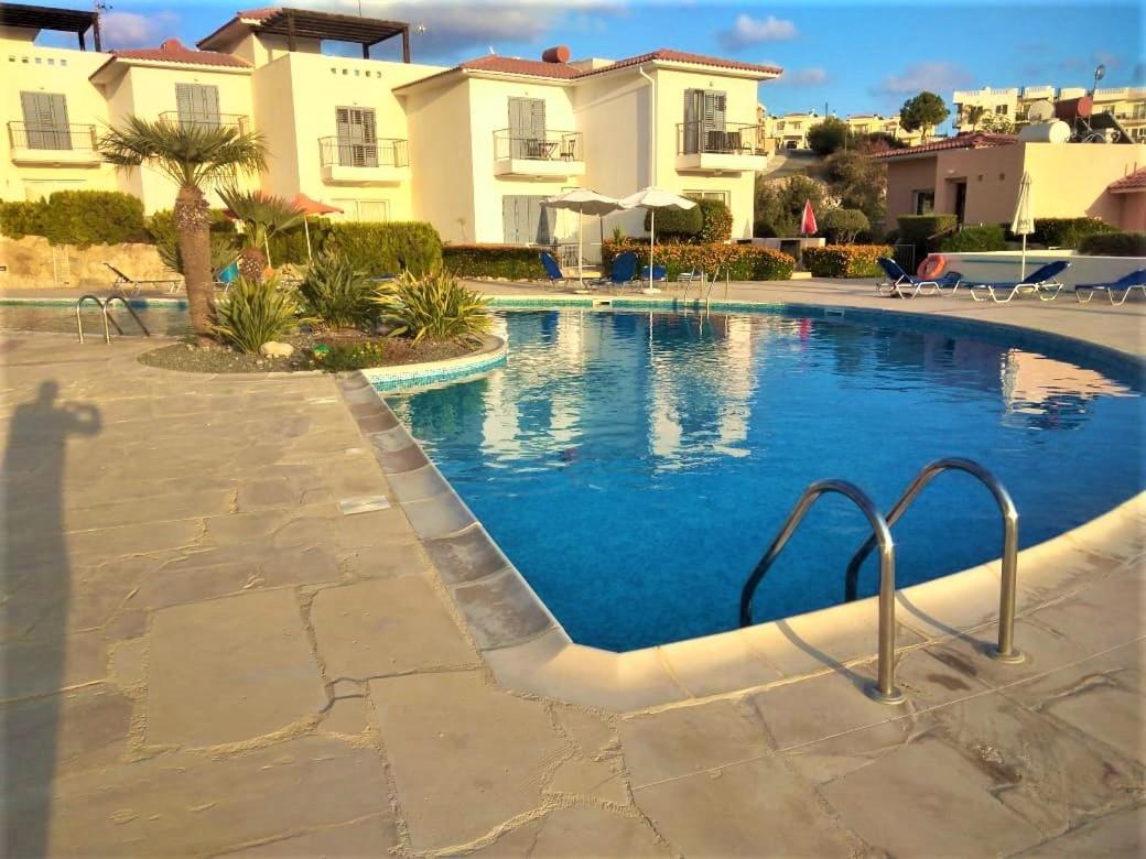 Ferienwohnung Desire Gardens Peyia Exterior foto
